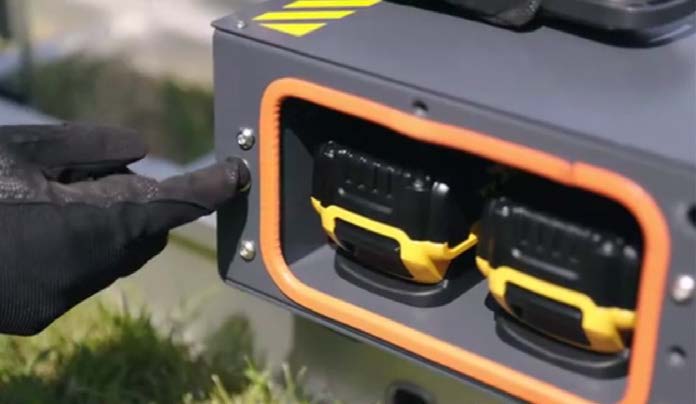 Battery Ladder Hoist 10m with Solar Panel Carrier