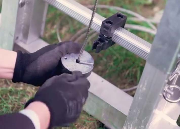 Battery Ladder Hoist 10m with Solar Panel Carrier